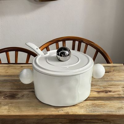 스타일리시한 심장 모양의 세라믹 그릇 두 개의 손잡이 스테인리스 스틸 뚜?? 마이크로 웨이브