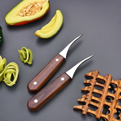 생선 배 칼이 있는 스테인레스 스틸 새우 껍질 벗기기