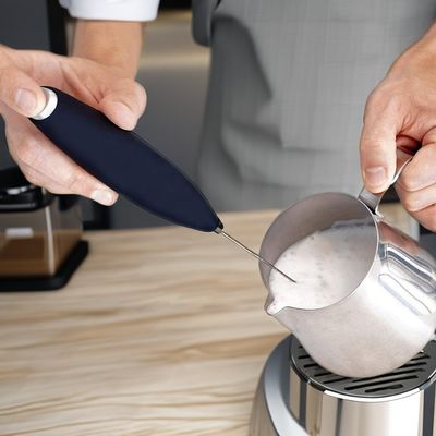 2023 배터리 가동 스테인리스 스틸 휘스크 전기 커피 스머 우유 스머링