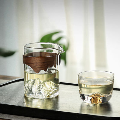 240ml 맑은 유리 컵 핸드메이드 친환경 디자인 호텔과 카페용 클래식 스타일