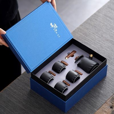 목재 손잡이와 휴대가 가능한 측면 손잡이 냄비와 함께 세라믹 콩푸 차 세트
