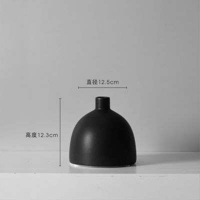 현대 생활실의 탁상 장식용 스타일리시한 흑백 세라믹 바즈 냄비