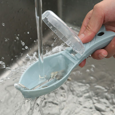 이 수동 생선 가루 스크래퍼로 부엌 카운터를 깨끗하게 해보세요