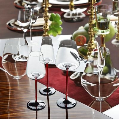 사용자 지정 로고 선물 및 유럽 디자인 스타일을위한 고유 버그운디 컵 허용