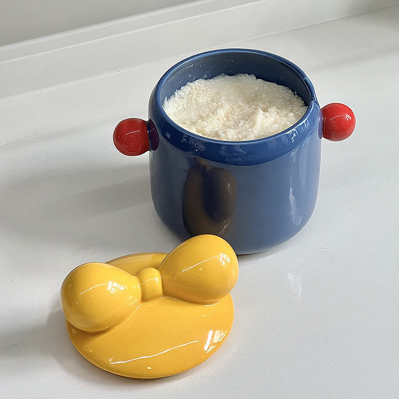 필터 스크린과 인쇄 디자인과 함께 부엌 세라믹 다기능 향신료 잔